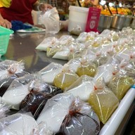 มอ มอ หมี่ไก่ฉีก เตี๋ยวหลอด