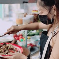 เมนูของร้าน ถวิล 2494 (แซ่บละเบ๋อเจ้าเดิม) -
