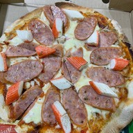 Thin Thin  Pizza Kadfarang กาดฝรั่ง