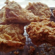 Atom Burger Homemade (อะตอมเบอร์เกอร์)