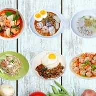 ครัวเส้นแกงร้อน ก๋วยเตี๋ยวต้มยำ&อาหารตามสั่ง  อ่อนนุช 34