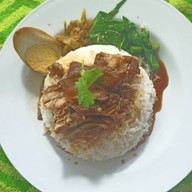 เจ๊ะไรเมืองใหม่ ขาหมูพะโล้