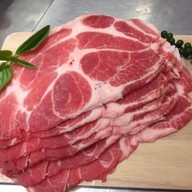 บอยหมูสด  1  (ตลาดมั่งมีทรัพย์)