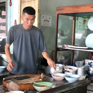 ก๋วยเตี๋ยวเป็ด เจ้าเก่าตลาดสวนหลวง(จุฬาฯ 18)