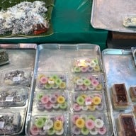 ขนมไทย แม่สมจิตต์ ตลาดนางเลิ้ง