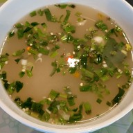 เมนูของร้าน 🌶️ เม้งเล้งแซ่บ ตำนานเล้งโคตรแซ่บ 🔥 ก๋วยเตี๋ยวหมูต้มยำ เย็นตาโฟ เกี๊ยวอวบ เส้นหมี่ผัดผักบุ้งฝอย เส้นหมี่ผัดกะเพราหมูตุ๋น กะเพราหมูตุ๋น ข้าวกะเพราหมูตุ๋น ซุปเกี๊ยวกุ้งเด้ง ซุปเกี๊ยวหมูนุ่ม อ่อนกรุบแซ่บ เล้งSuperแซ่บ เล้งซุปเปอร์แซ่บ ซุปตำลึง เม้งเล้งแซ่บ ⭐️