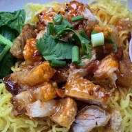 เหมยบะหมี่เกี๊ยว ก๋วยเตียวต้มยำมะนาว ข้าวหมูแดง-ข้าวหมูกรอบ(สูตร เตาถ่าน)