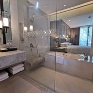 ภูเก็ตแมริออทรีสอร์ทแอนด์สปาในยางบีช