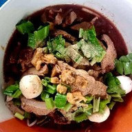 เจ๊ฝนจัดให้