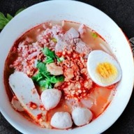 ร้านก๋วยเตี๋ยวอยู่สุข
