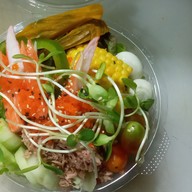 เมนูของร้าน Mama Salad (มาม่ะ สลัดโรล&สลัดผักผลไม้)