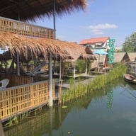 บรรยากาศ ทองอุไรคาเฟ่ บางใหญ่