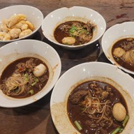 เมนูของร้าน เรือทอง