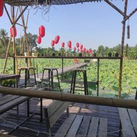 บรรยากาศ ทองอุไรคาเฟ่ บางใหญ่