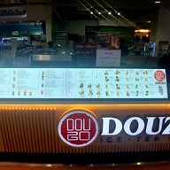 Douzo ซีคอนสแควร์