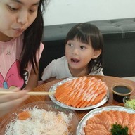 ม่อนอ้วน รามอินทรา