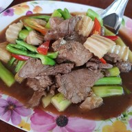 เมนูของร้าน พริกแกงเคเทอริ่ง บางบัวทอง