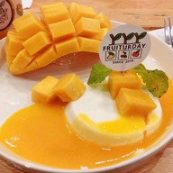 เมนูของร้าน Fruiturday นิมมานเหมินท์
