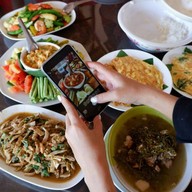 เมนูของร้าน เชฟชุมชน By กลุ่มแม่บ้านใจดี ชมุชนบ้านตะเคียนเตี้ย