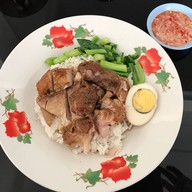 เมนูของร้าน เชนข้าวแกงใต้บ้านบึง