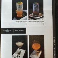 Black Biscuit Cafe & Bar
