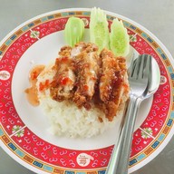 เมนูของร้าน ข้าวมันไก่ทับหลี ตลาดกำแพงแสน