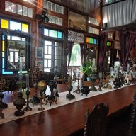 LADY ALLLYN CAFE, ใต้ต้น CAFE