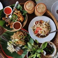 ครัวผู้ใหญ่ลี