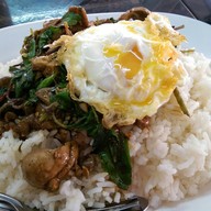 เมนูของร้าน ร้านสุรีรัตน์ (ซาวกั๊ด)