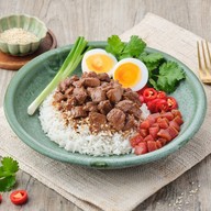 เมนูของร้าน Basil Thai Kitchen Royal Garden Plaza