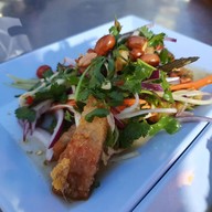 เมนูของร้าน น้องฟ้าข้าวต้มกุ้ยใบเตย หมู่บ้านรัตนโกสินทร์ รังสิต