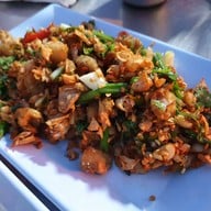 เมนูของร้าน น้องฟ้าข้าวต้มกุ้ยใบเตย หมู่บ้านรัตนโกสินทร์ รังสิต