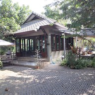 กาแฟริมราง