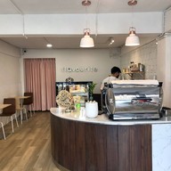 The Blank Matcha Lat Phrao