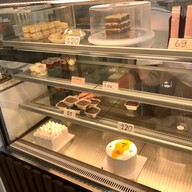 The Blank Matcha Lat Phrao