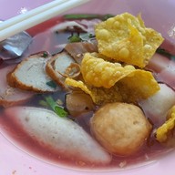 เมนูของร้าน เจ๊เจ็งลูกชิ้นปลา