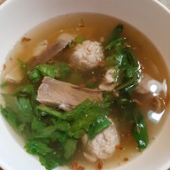 อุ้ย เกาเหลาเลือดหมู ก๋วยจั๊บน้ำใส