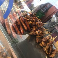หมูปิ้งลุงรอด แม่โจ้