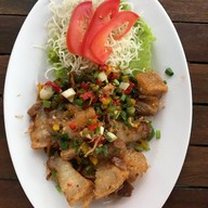 ร้านอาหาร เดอะทรี บาร์แอนด์เรสเทอรองท์ อยุธยา
