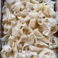 หลังบ้าน คูซีน ศรีสะเกษ