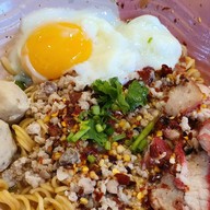 เตี๋ยวยำ8ริ้ว