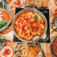 woo-tteok tteokbokki