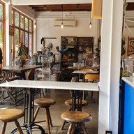 บรรยากาศ Blue Dye Cafe Sukhumvit 36