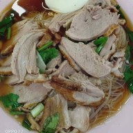 ก๋วยเตี๋ยวเป็ดจักรพรรดิ