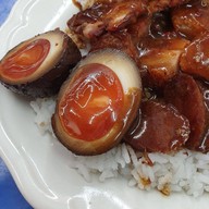 เมนูของร้าน เซี้ยเหล่ายี่ห้อ (ข้าวหมูแดงแปลงนาม)