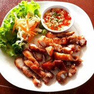 ลุงต่าย อาหารตามสั่ง -