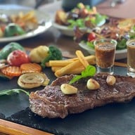 เมนูของร้าน The Cozy Bistro and Cafe’