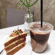Fuel Coffee Bar and Cafe ลาดพร้าว 44