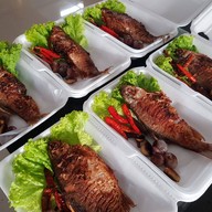 เมนูของร้าน เจ๊ปู จัดให้