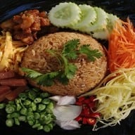 รสนิยมข้าวน้ำพริก บ้านเลื่อม